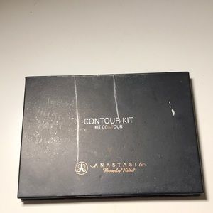 Anastasia Beverly Hills contour Kit! Used
